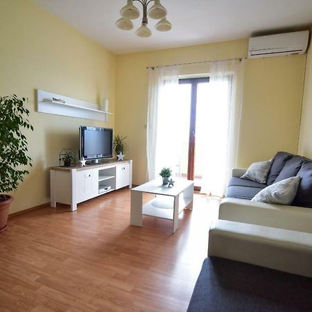 Apartment Marcella 2 Любач Экстерьер фото